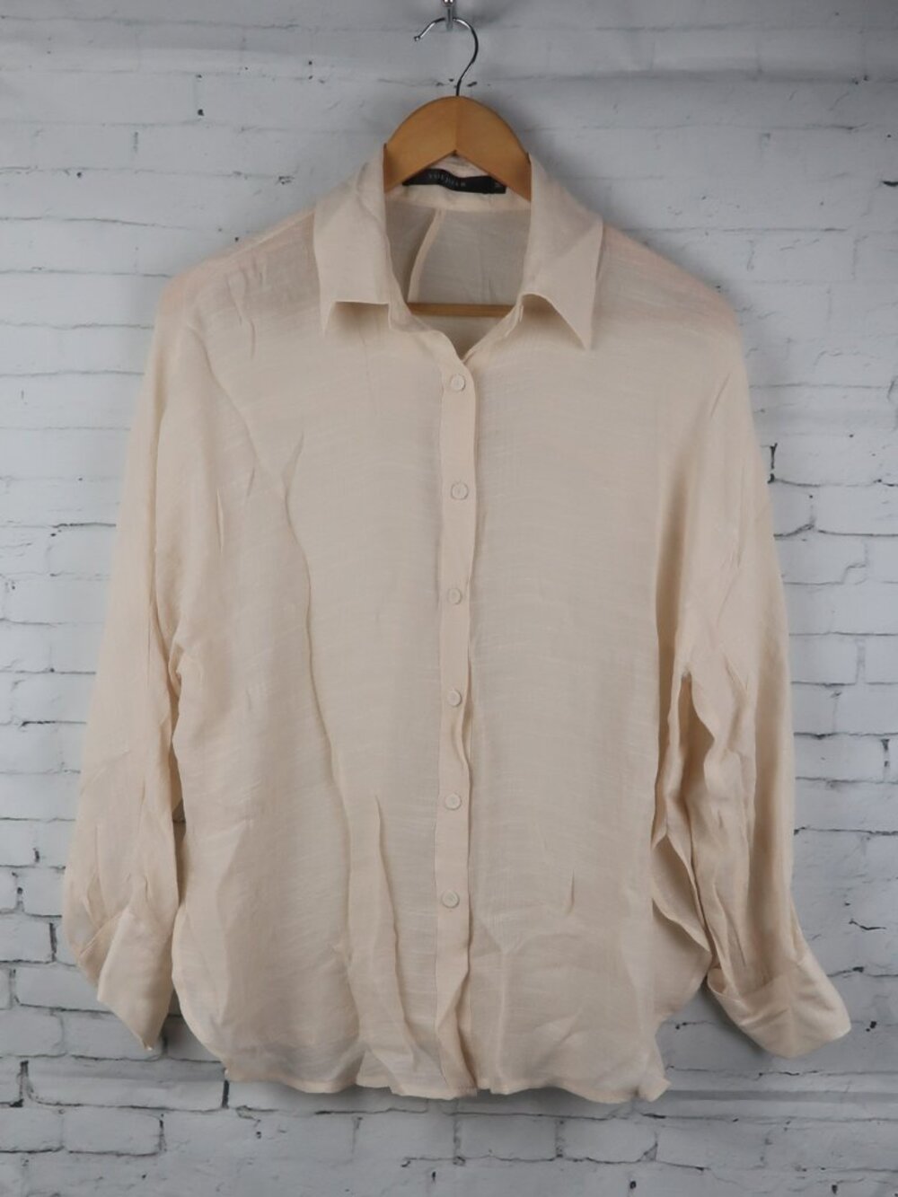 YUEJIEER BLUSH IVORY LONG SLEEVE BUTTON DOWN COTTON BLOUSE SIZE M